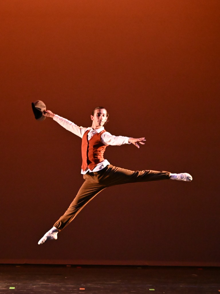 Teen davide salto